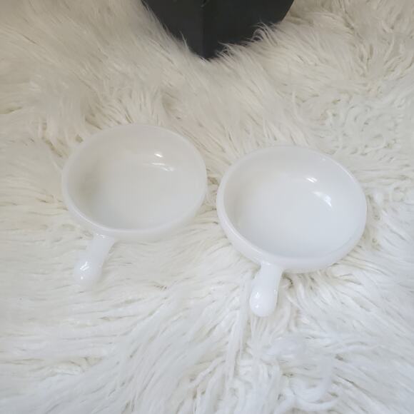 Vintage Milk Glass Handled Soup Bowl Set of 2 - Picture 2 of 6